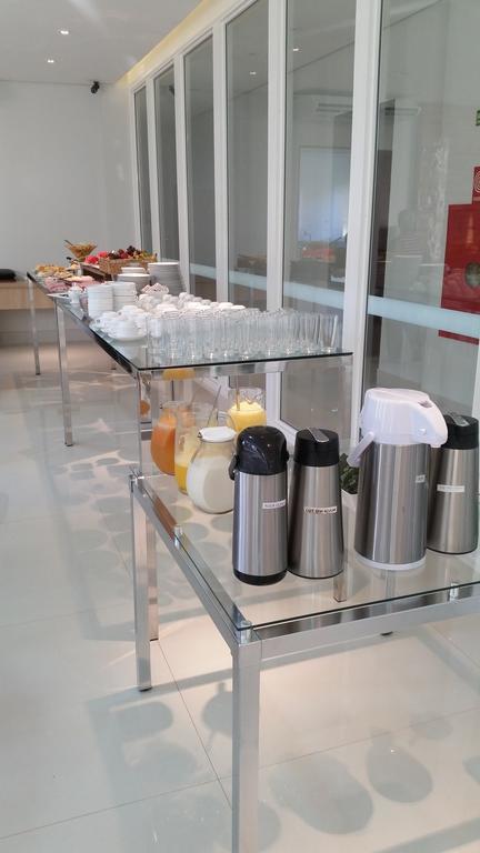 Kamur Plaza Hotel 고이아네지아 외부 사진